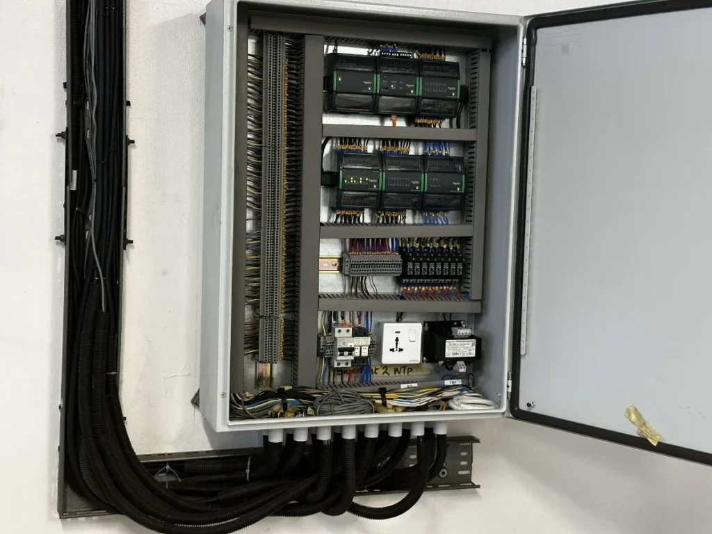 DDC-BMS-Panel-Installation